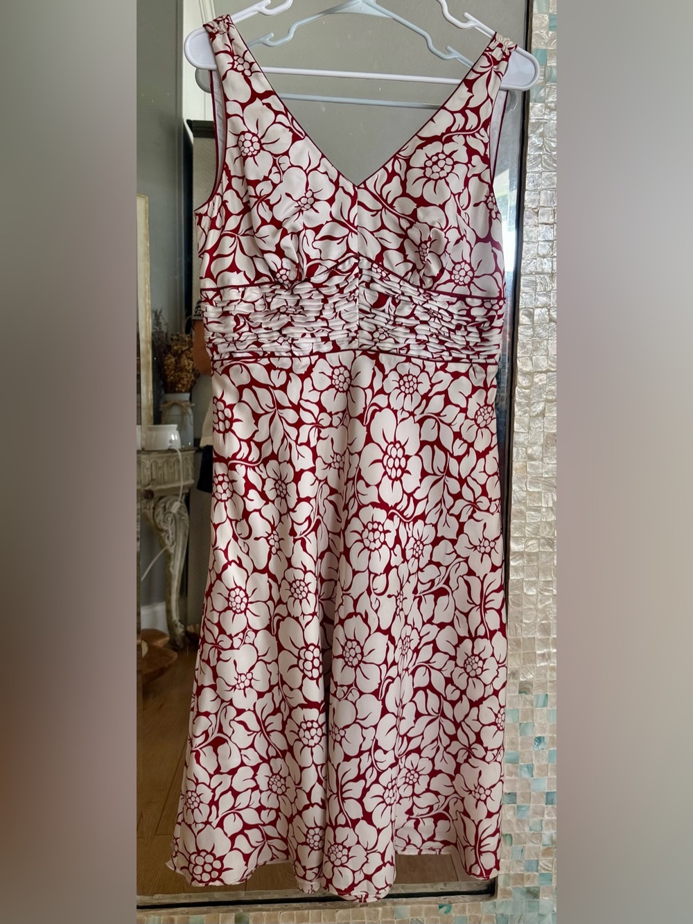 Ann Taylor Red White Floral 100% Silk A-Line Midi Dress
